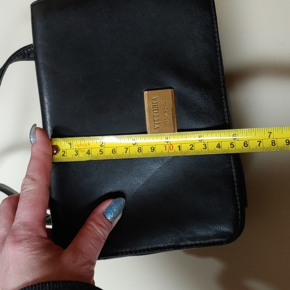 Vittoria Genuine Leather Crossbody Bag - Picture 13 of 17